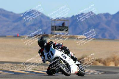 media/Jan-08-2022-SoCal Trackdays (Sat) [[1ec2777125]]/Turn 4 (1145am)/